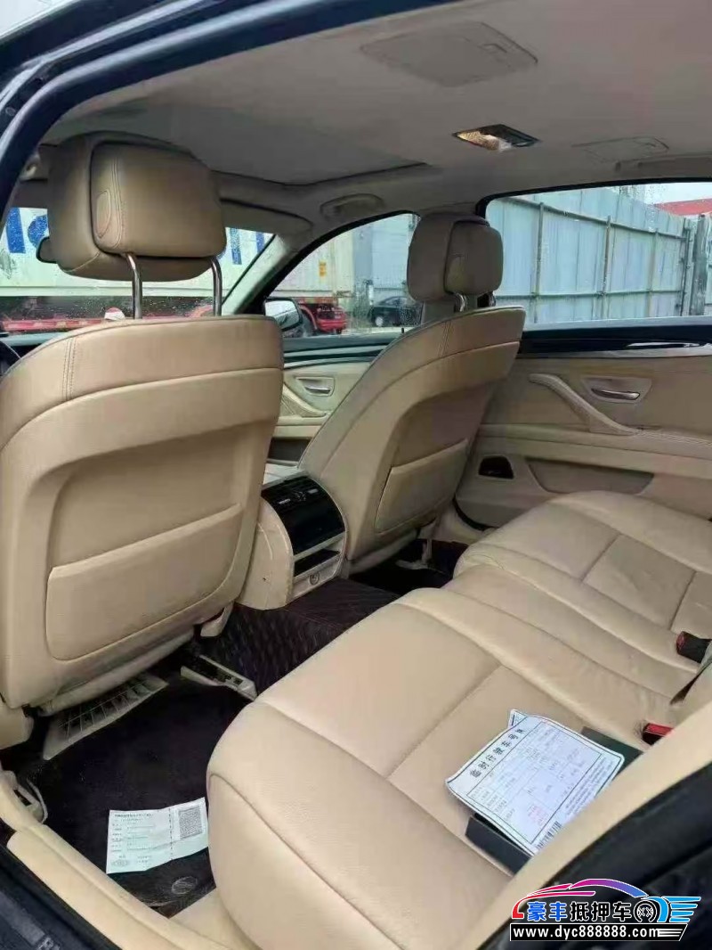 13年宝马5系轿车抵押车出售