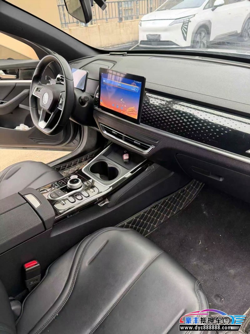 24年比亚迪秦轿车抵押车出售