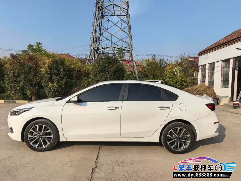 21年起亚K3轿车抵押车出售