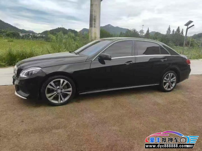 16年奔驰E轿车抵押车出售