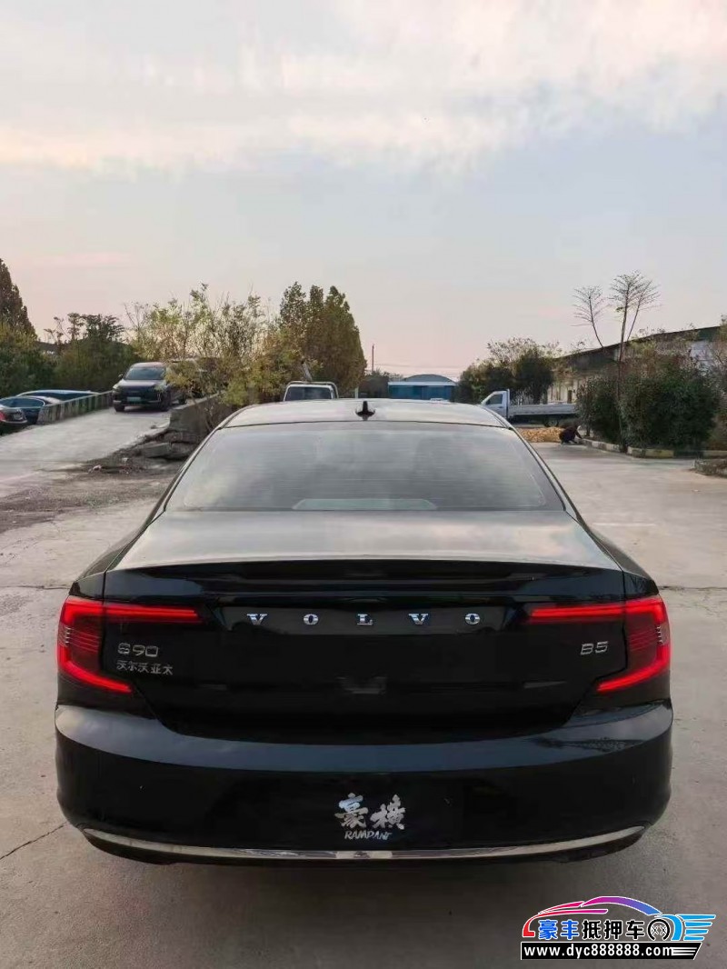 24年沃尔沃S90轿车抵押车出售