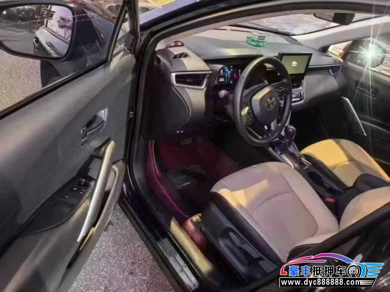 25年丰田卡罗拉轿车抵押车出售