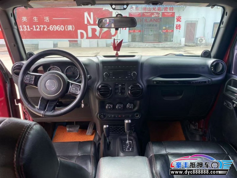 14年Jeep牧马人轿车抵押车出售