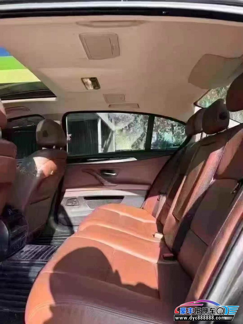 15年宝马5系轿车抵押车出售