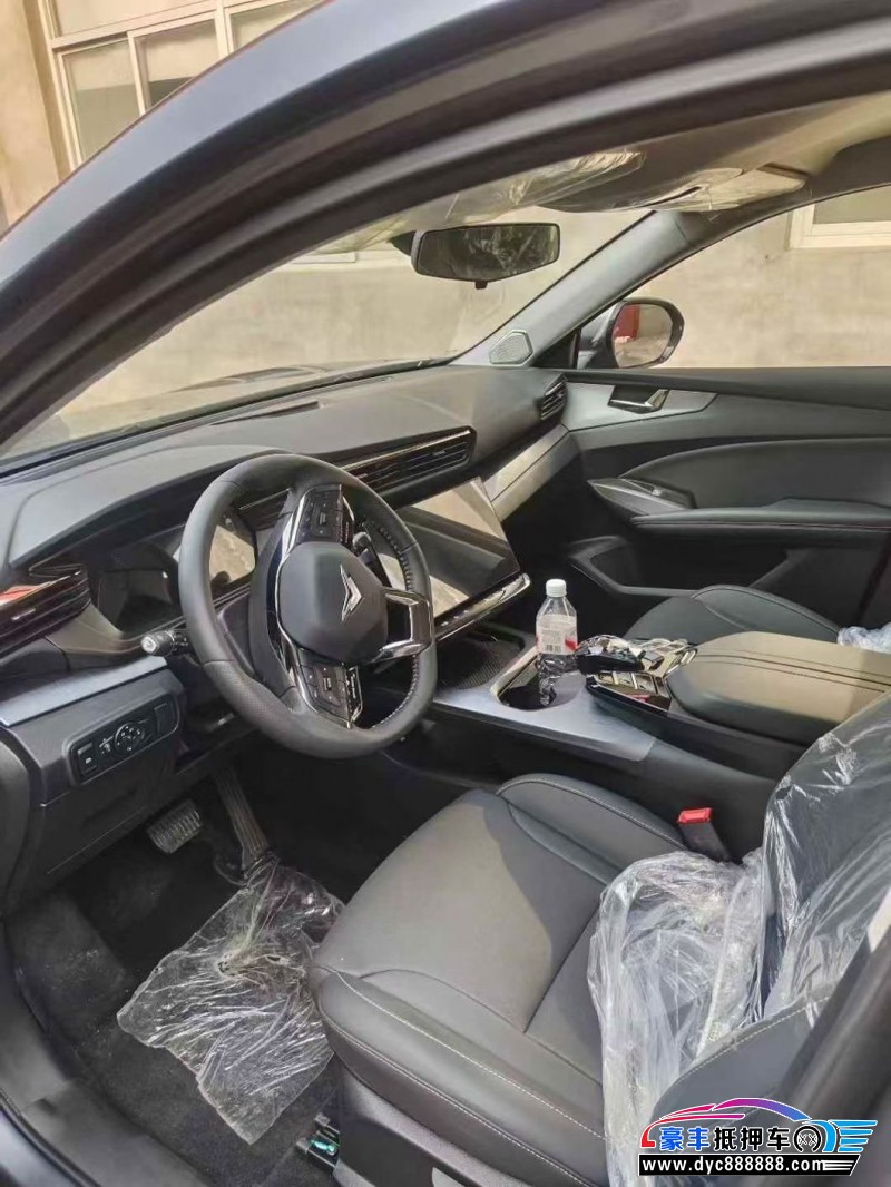 25年凯翼昆仑轿车抵押车出售