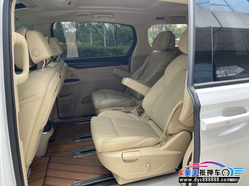 23年别克GL8轿车抵押车出售