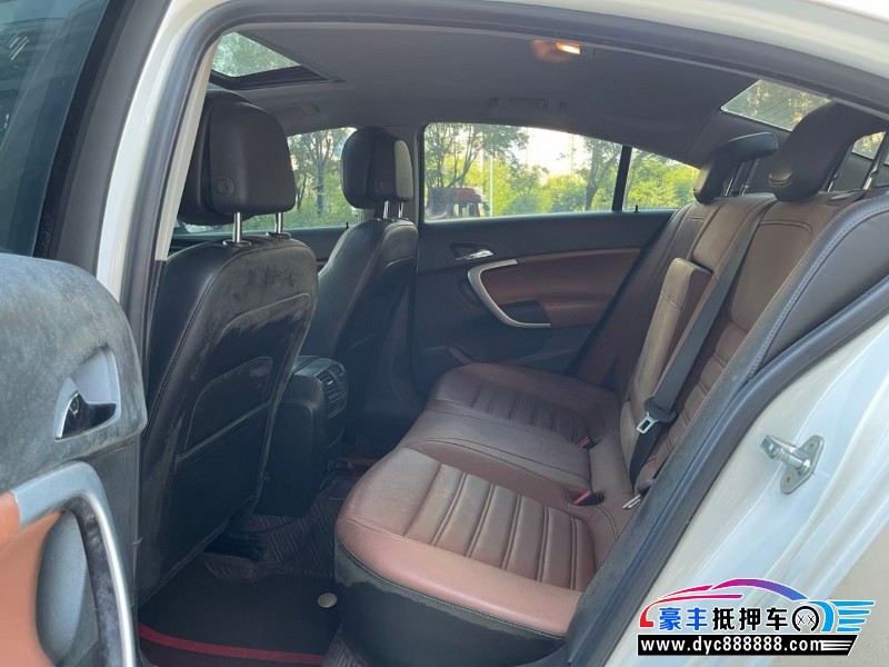 14年别克君威轿车抵押车出售