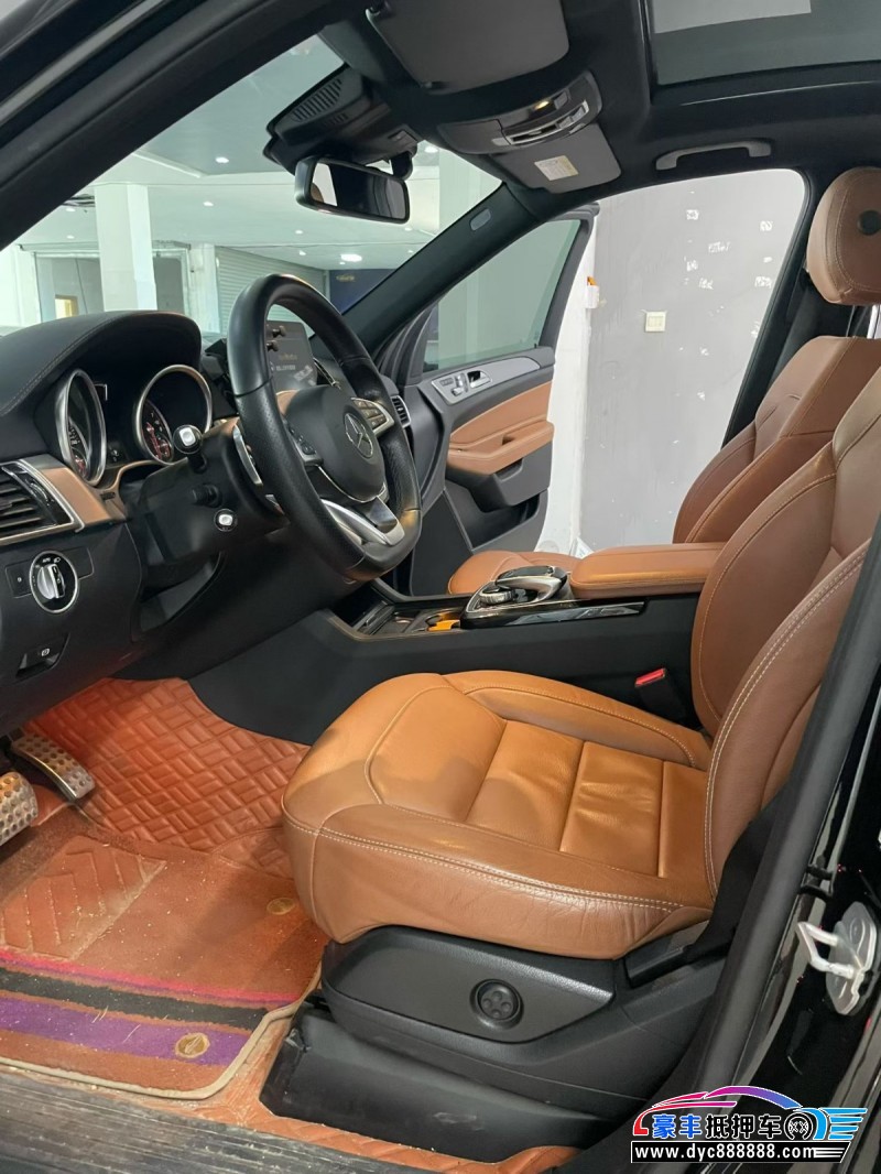 16年奔驰GLE轿车抵押车出售