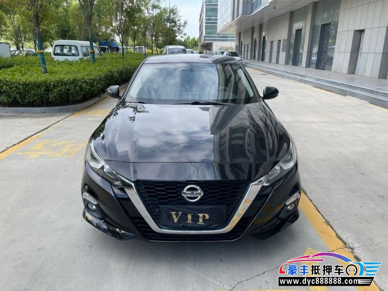 21年日产天籁轿车抵押车出售