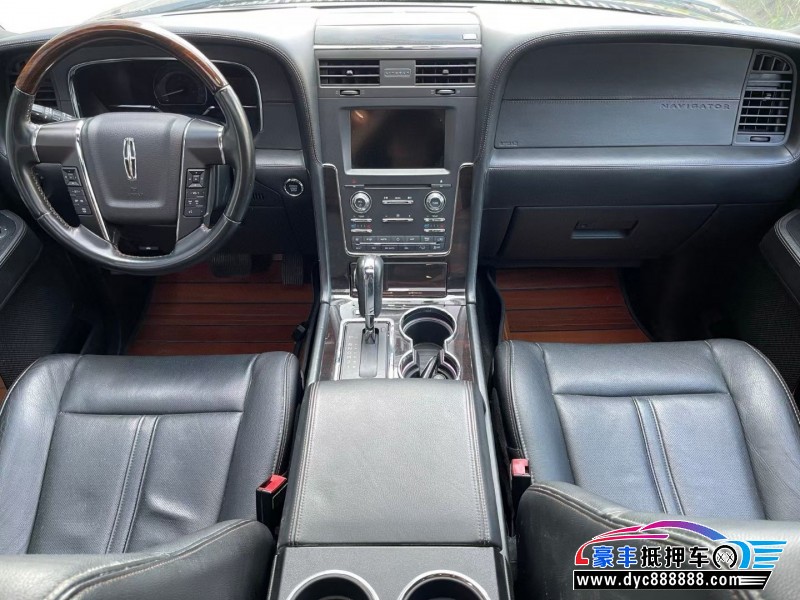 18年林肯领航员轿车抵押车出售