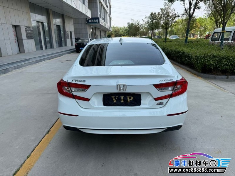 20年本田雅阁轿车抵押车出售