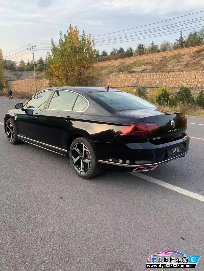 25年大众迈腾轿车抵押车出售