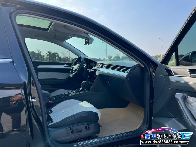 24年大众迈腾轿车抵押车出售