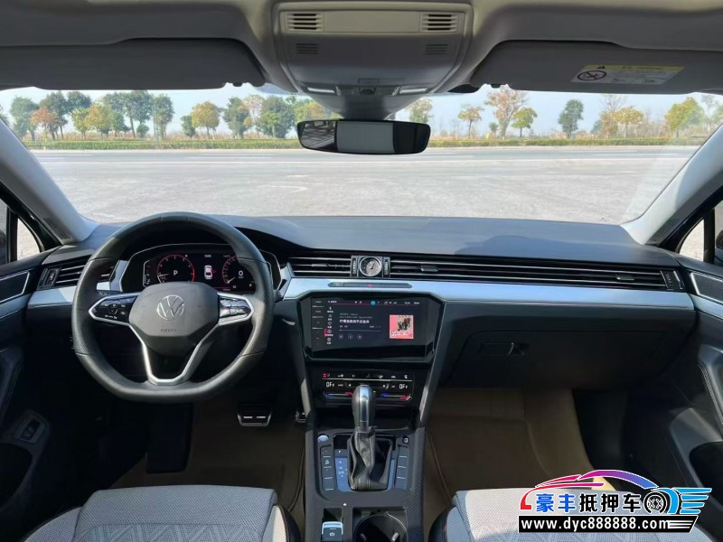 24年大众迈腾轿车抵押车出售