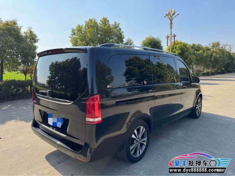 19年奔驰V轿车抵押车出售