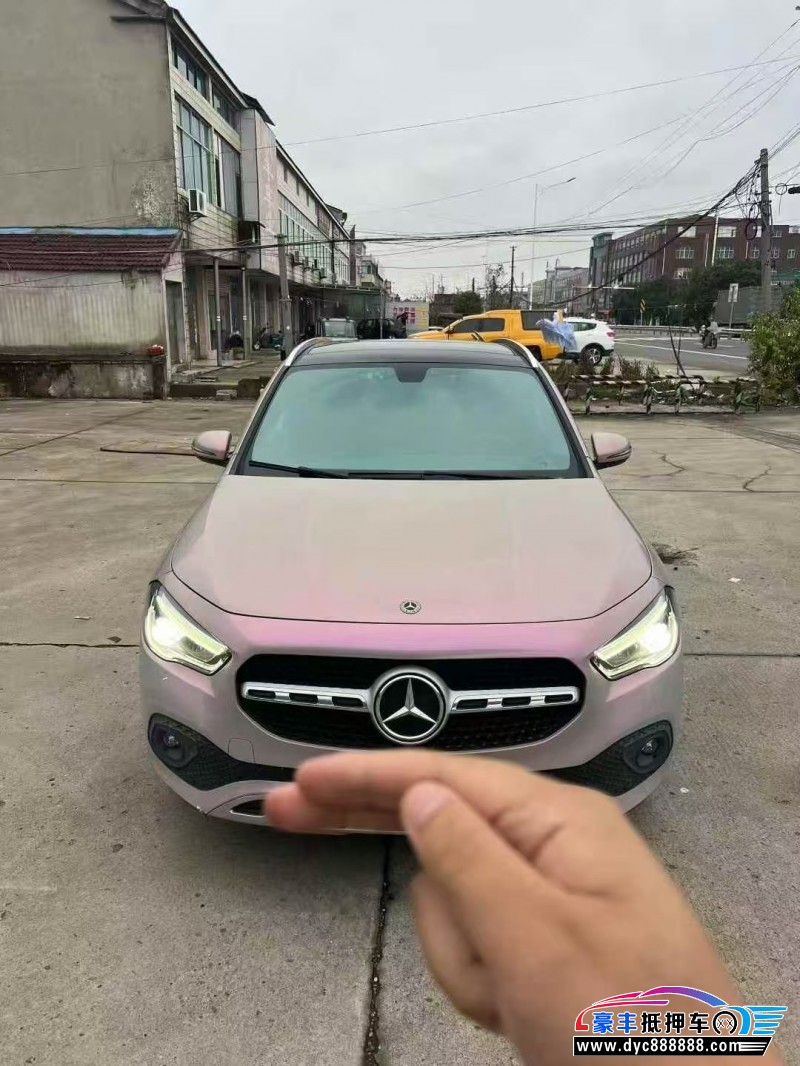 21年奔驰GLA轿车抵押车出售