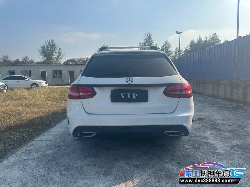 17年奔驰C级(进口)轿车抵押车出售