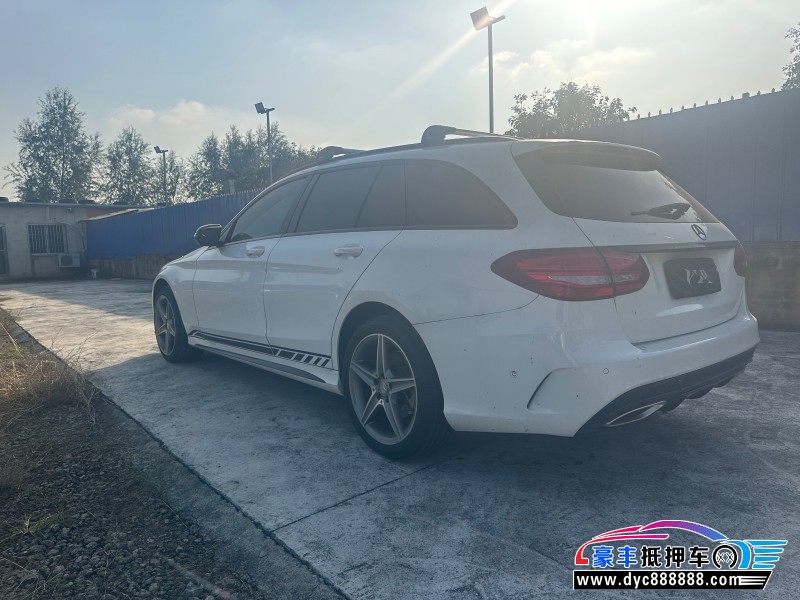 17年奔驰C级(进口)轿车抵押车出售