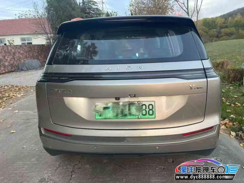 23年埃安Y70轿车抵押车出售