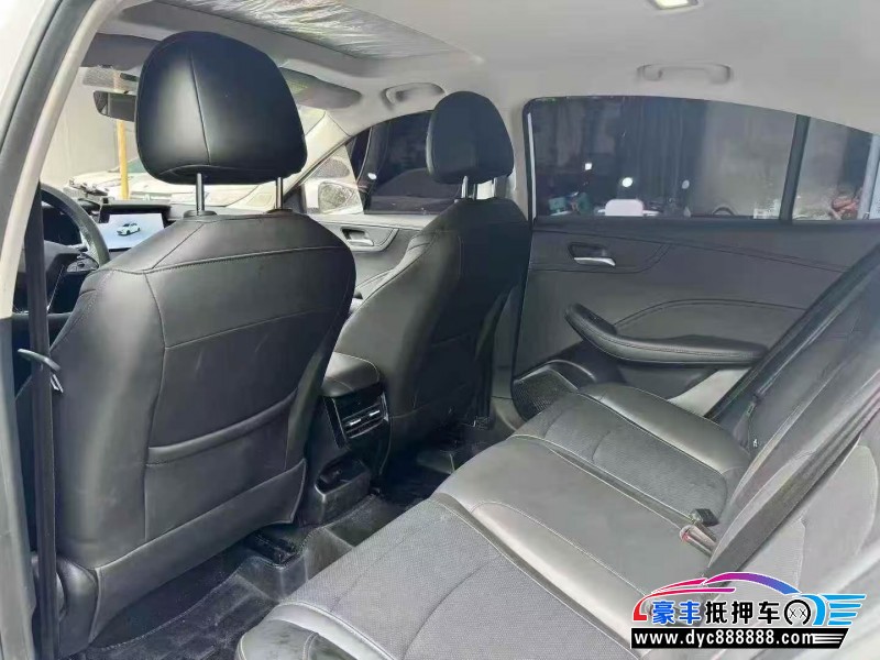 24年荣威i5轿车抵押车出售