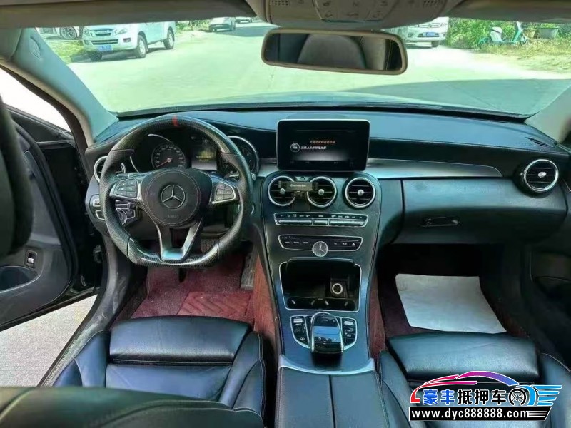 14年奔驰C轿车抵押车出售