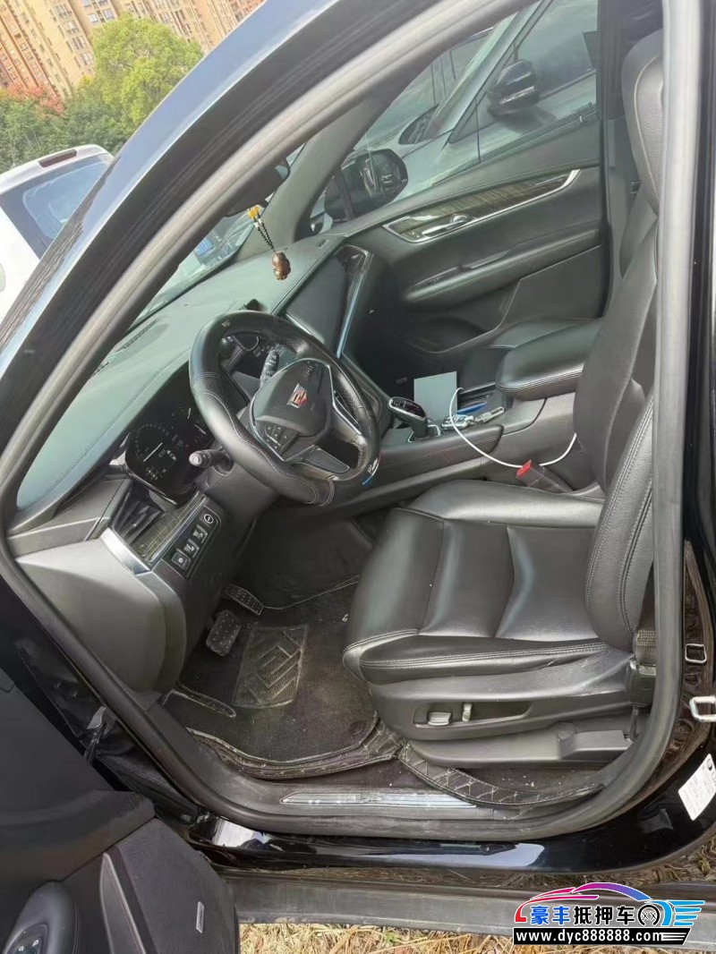 19年凯迪拉克XT5轿车抵押车出售