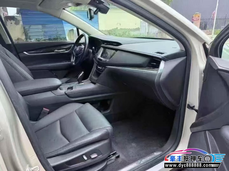 17年凯迪拉克XT5轿车抵押车出售