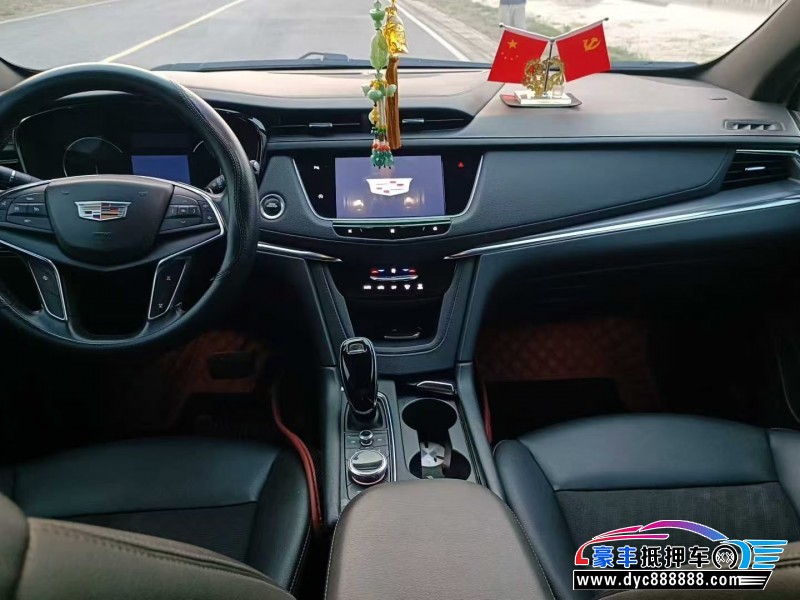 20年凯迪拉克XT5轿车抵押车出售