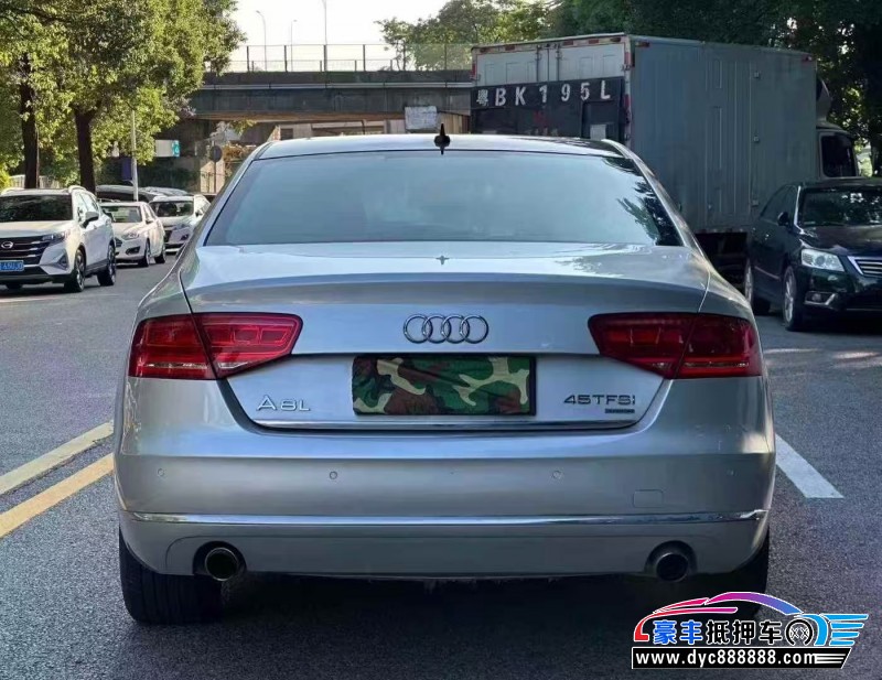 12年奥迪A8L轿车抵押车出售