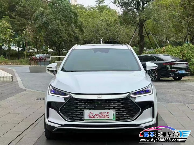 抵押车出售23年比亚迪唐轿车