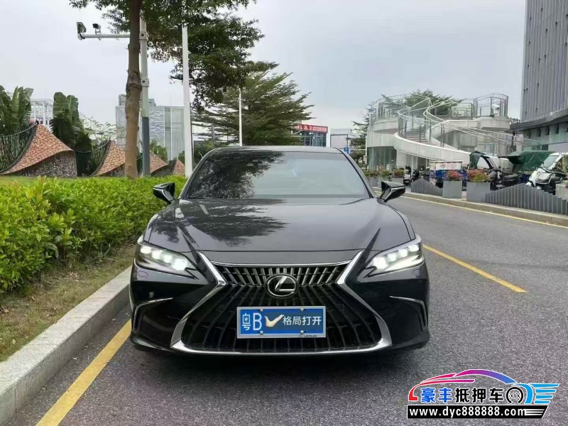 24年雷克萨斯ES轿车抵押车出售