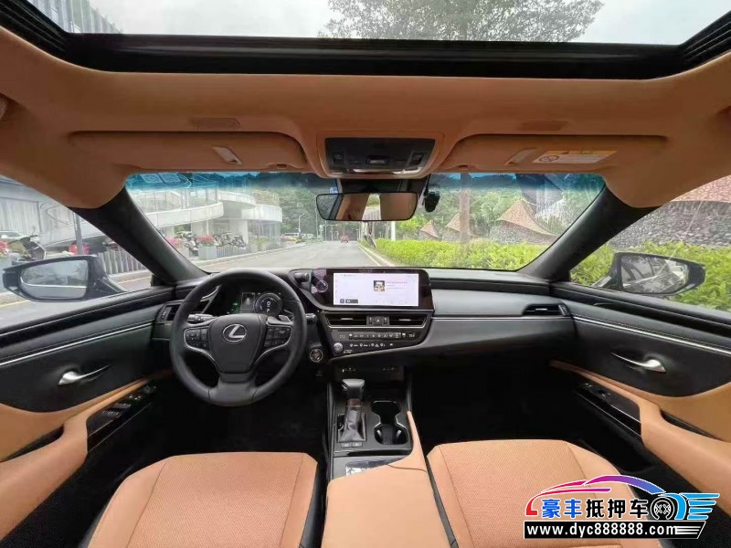 24年雷克萨斯ES轿车抵押车出售