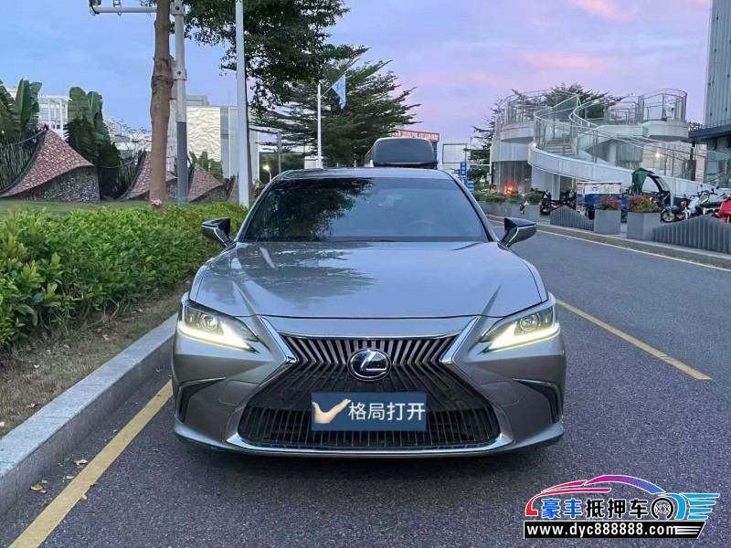 20年雷克萨斯ES轿车抵押车出售