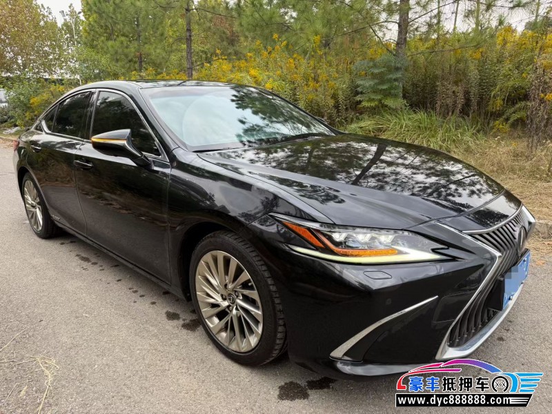 20年雷克萨斯ES轿车抵押车出售