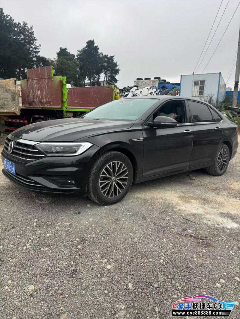 21年大众速腾轿车抵押车出售