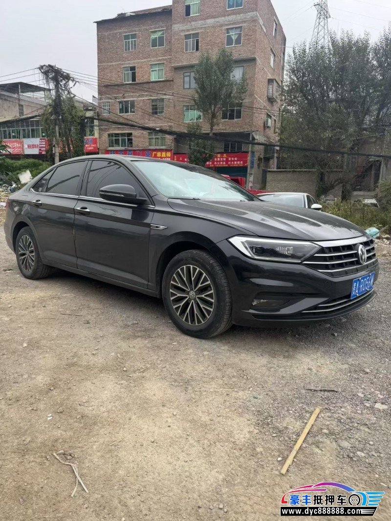 21年大众速腾轿车抵押车出售