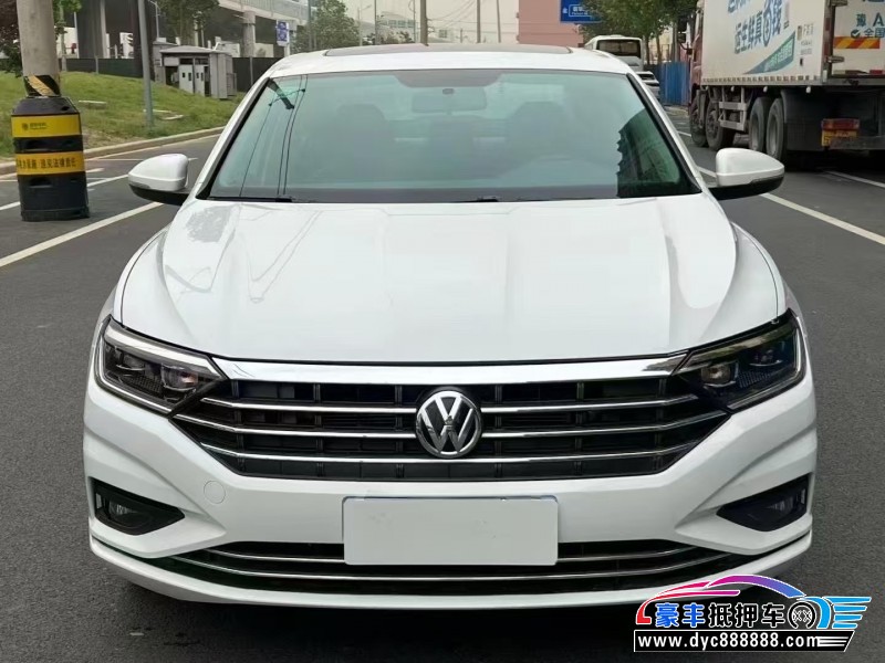 21年大众速腾轿车抵押车出售