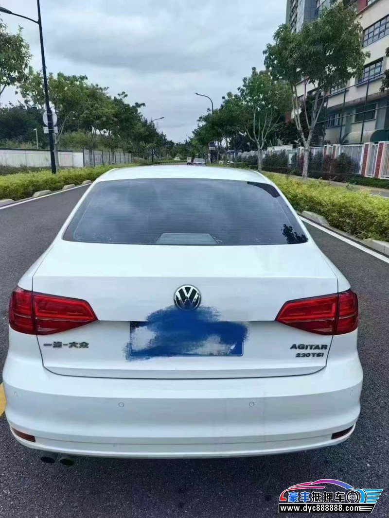 16年大众速腾轿车抵押车出售