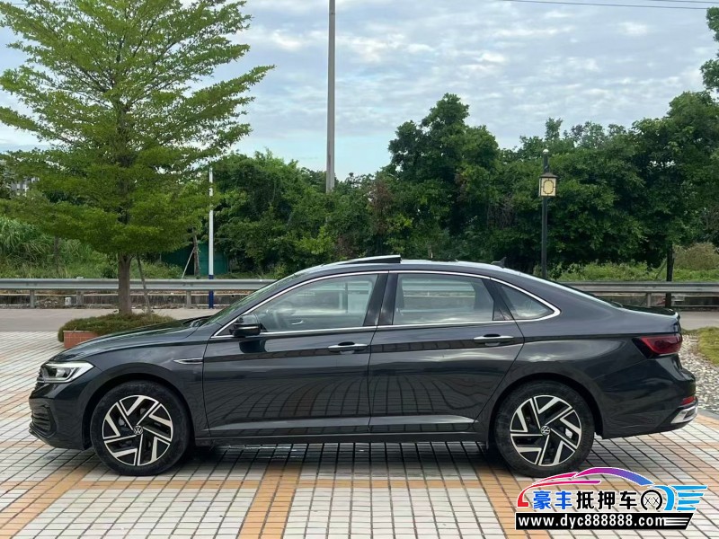 24年大众速腾轿车抵押车出售