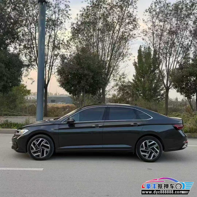 23年大众速腾轿车抵押车出售