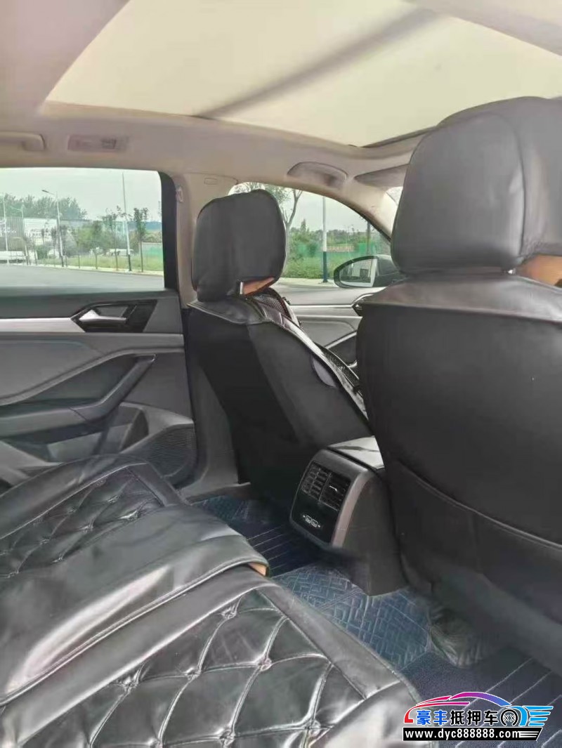 21年大众速腾轿车抵押车出售