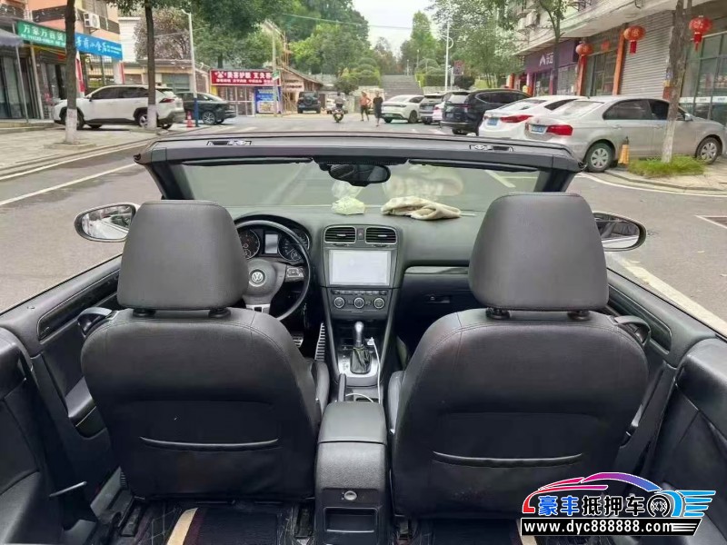 14年大众高尔夫轿车抵押车出售