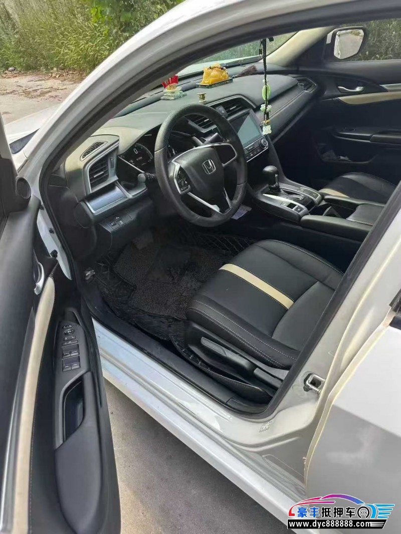 17年本田思域轿车抵押车出售