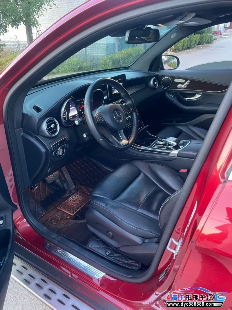 16年奔驰GLCSUV抵押车出售