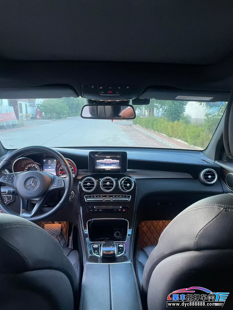 16年奔驰GLCSUV抵押车出售