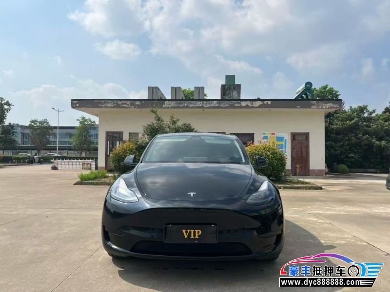 抵押车出售23年特斯拉Model Y轿车