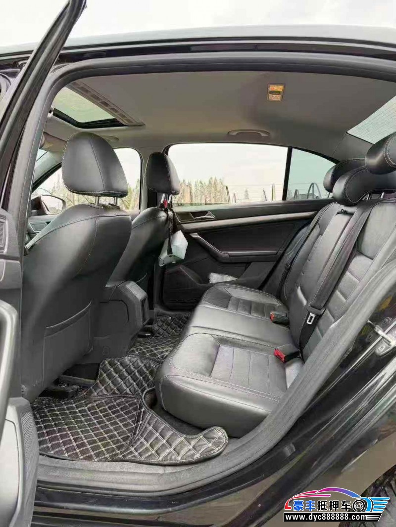 18年大众朗逸轿车抵押车出售