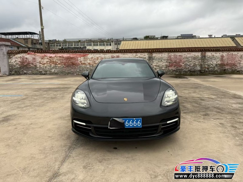 抵押车出售20年保时捷帕纳梅拉轿车