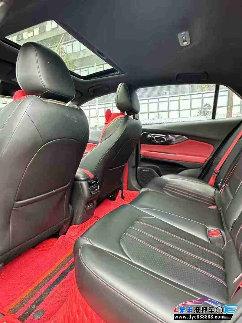 22年传祺影豹轿车抵押车出售