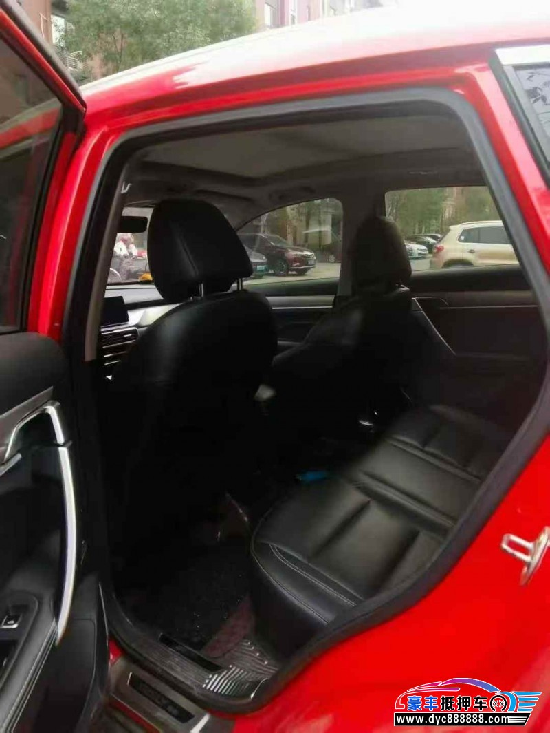 19年吉利缤越轿车抵押车出售